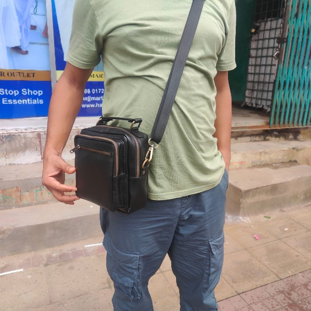 Genuine Leather Travel Side Bag - Image 2